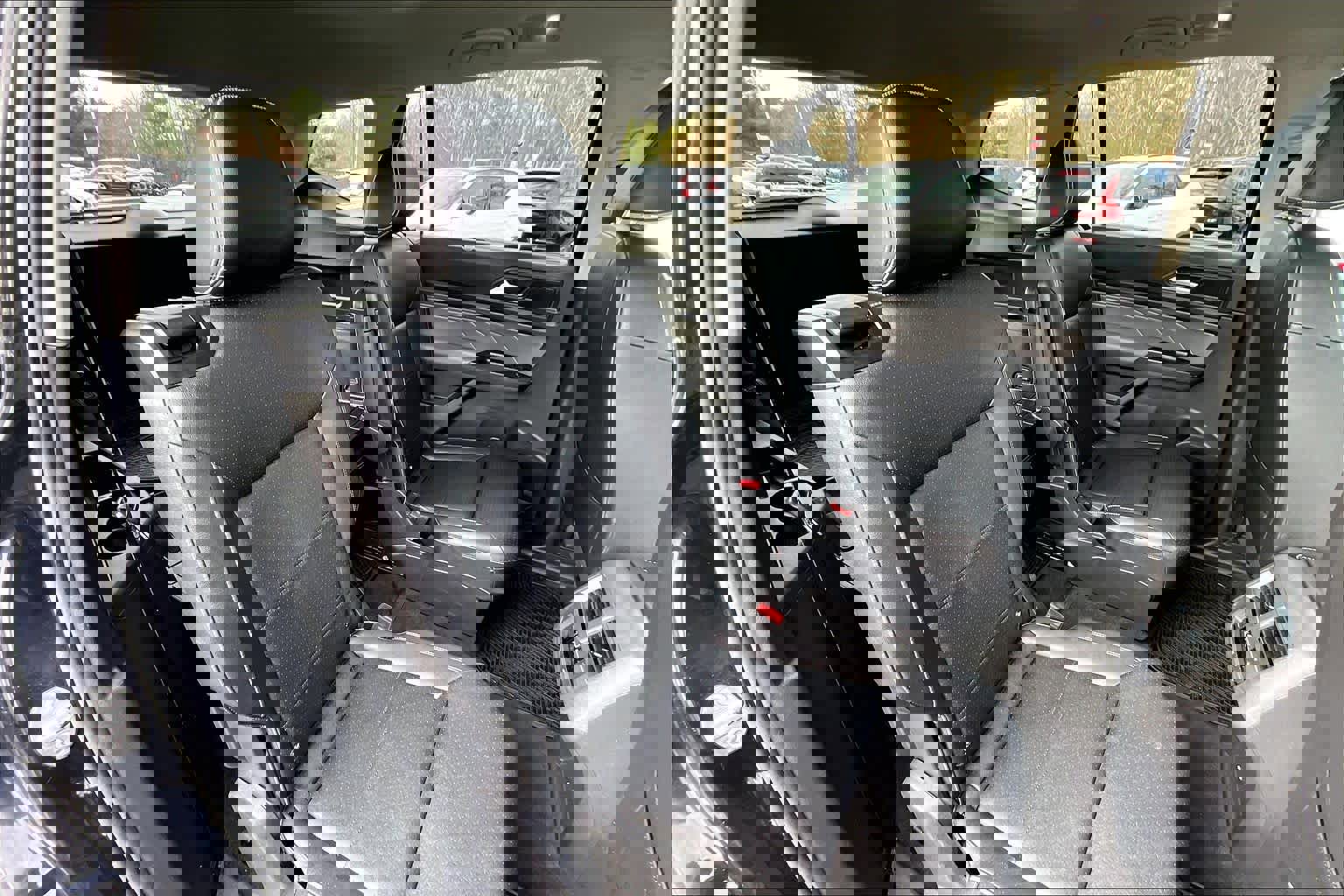 Used 2021 Volkswagen Atlas SEL R-Line image 19