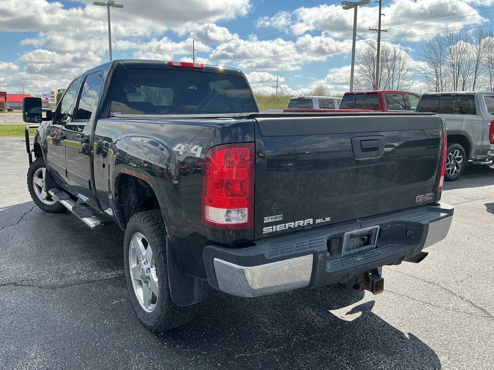 Used 2012 GMC Sierra 2500 SLE w/ SLE Preferred Package image 5