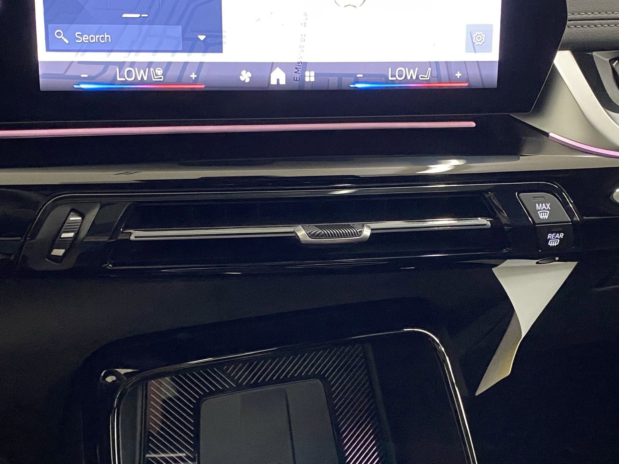 Used 2025 BMW X1 xDrive28i w/ Convenience Package image 18