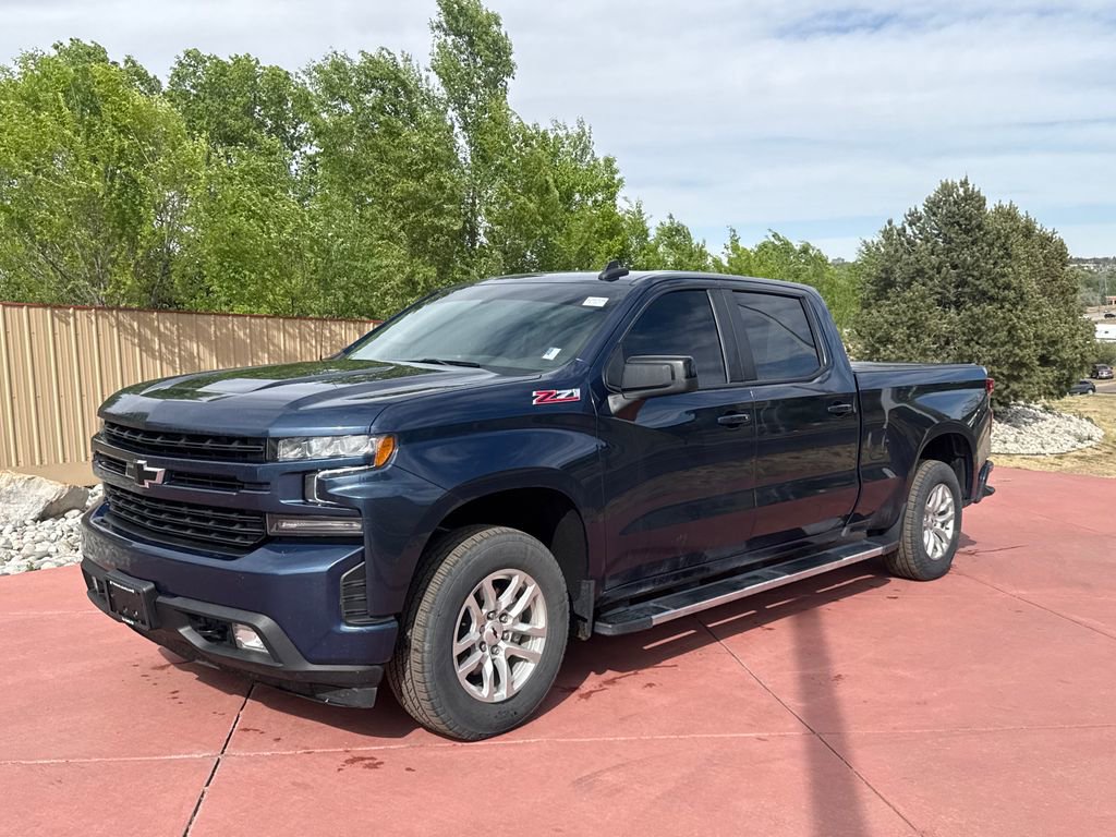 Used 2022 Chevrolet Silverado 1500 RST w/ Convenience Package II AWD/4WD image 3