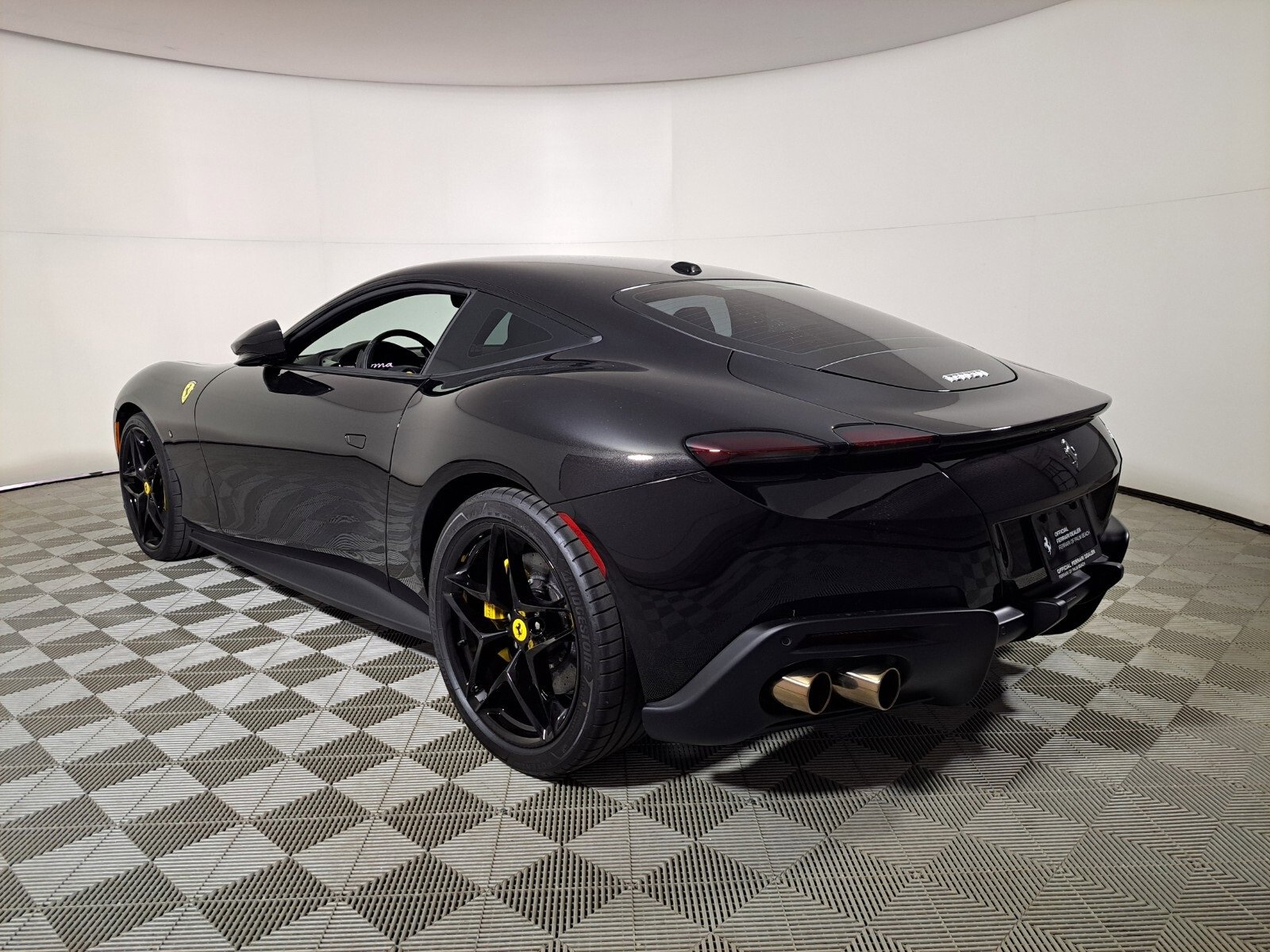 Certified 2023 Ferrari Roma image 11