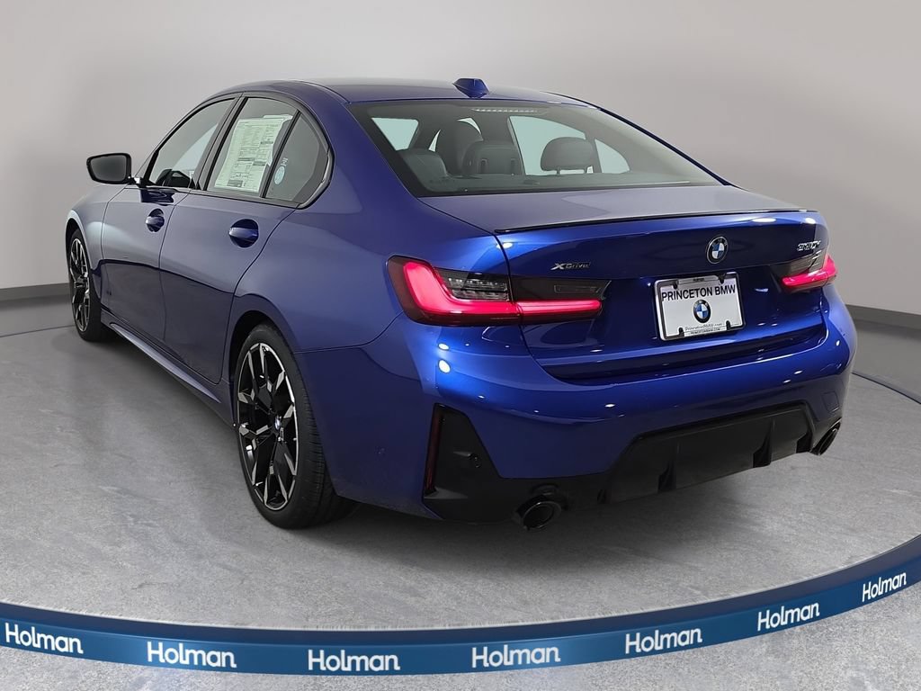 New 2026 BMW 330i xDrive Sedan w/ M Sport Package AWD/4WD image 7