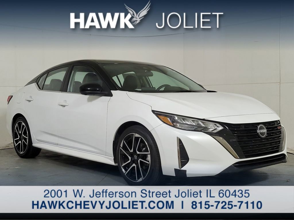 Used 2025 Nissan Sentra SR w/ SR Premium Package image 11