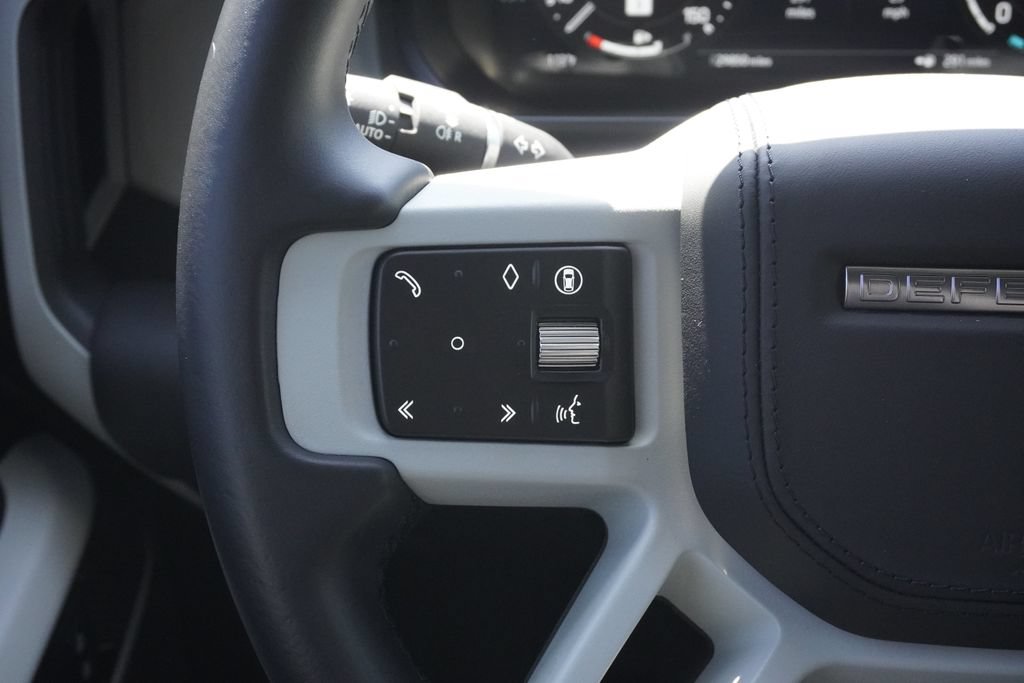 Used 2024 Land Rover Defender 110 SE AWD/4WD image 12