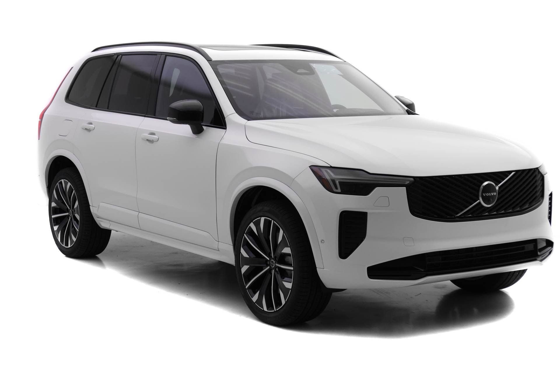 New 2026 Volvo XC90 B6 Ultra w/ Protection Package Premier image 2