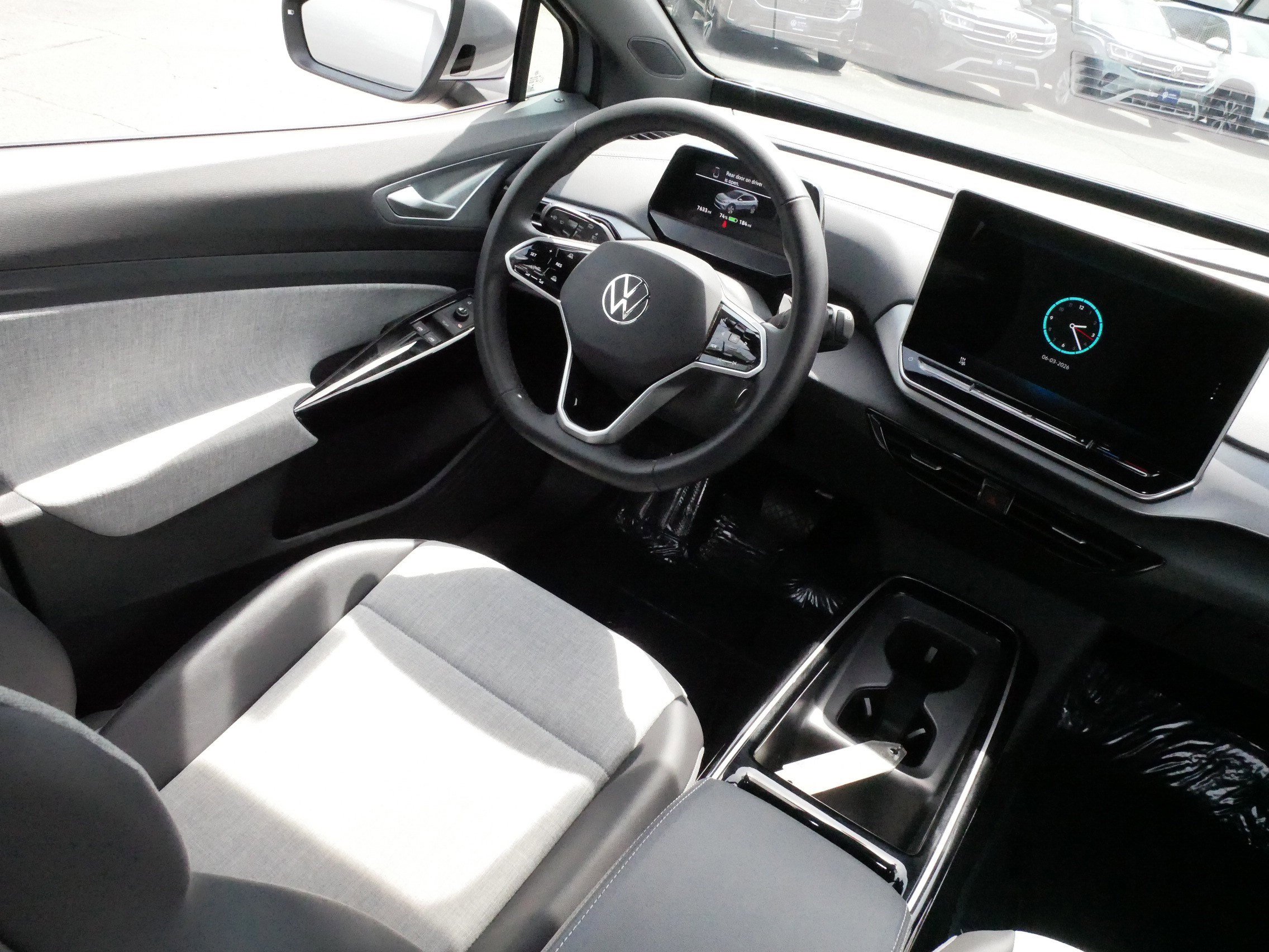 Used 2024 Volkswagen ID.4 Pro AWD/4WD image 9