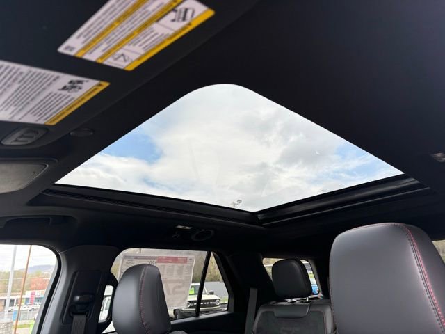 New 2026 Ford Explorer ST image 28