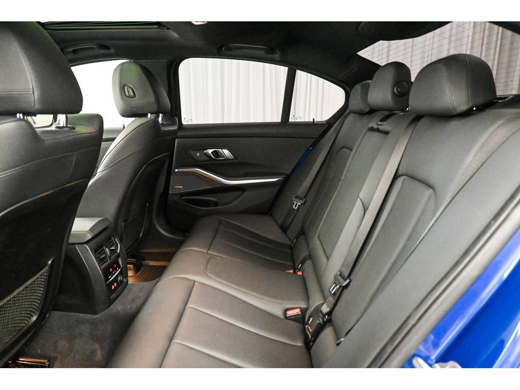 Used 2019 BMW 330i xDrive Sedan w/ M Sport Package AWD/4WD image 28