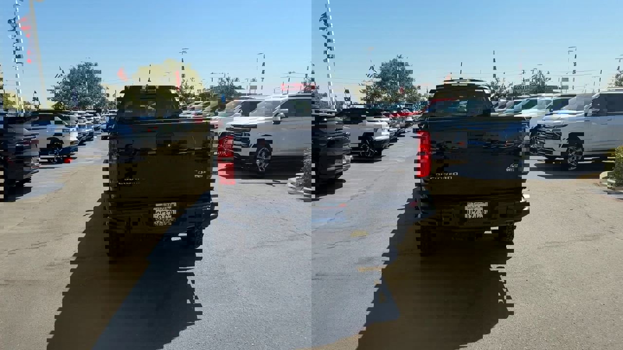 Used 2021 Chevrolet Colorado ZR2 w/ Colorado ZR2 Bison Edition image 6