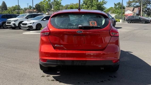 Used 2018 Ford Focus SE w/ Cold Weather Package FWD image 5