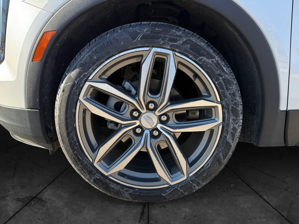 Used 2023 Cadillac XT4 Sport image 14