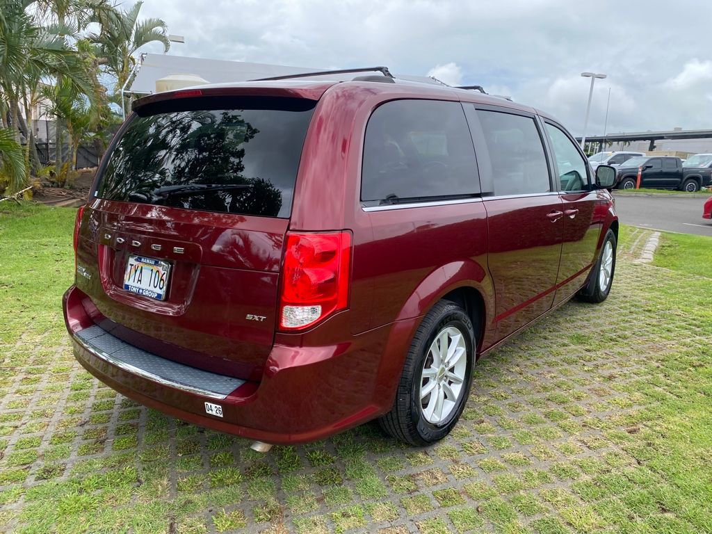 Used 2019 Dodge Grand Caravan SXT w/ Mopar Premium Addition Group image 7