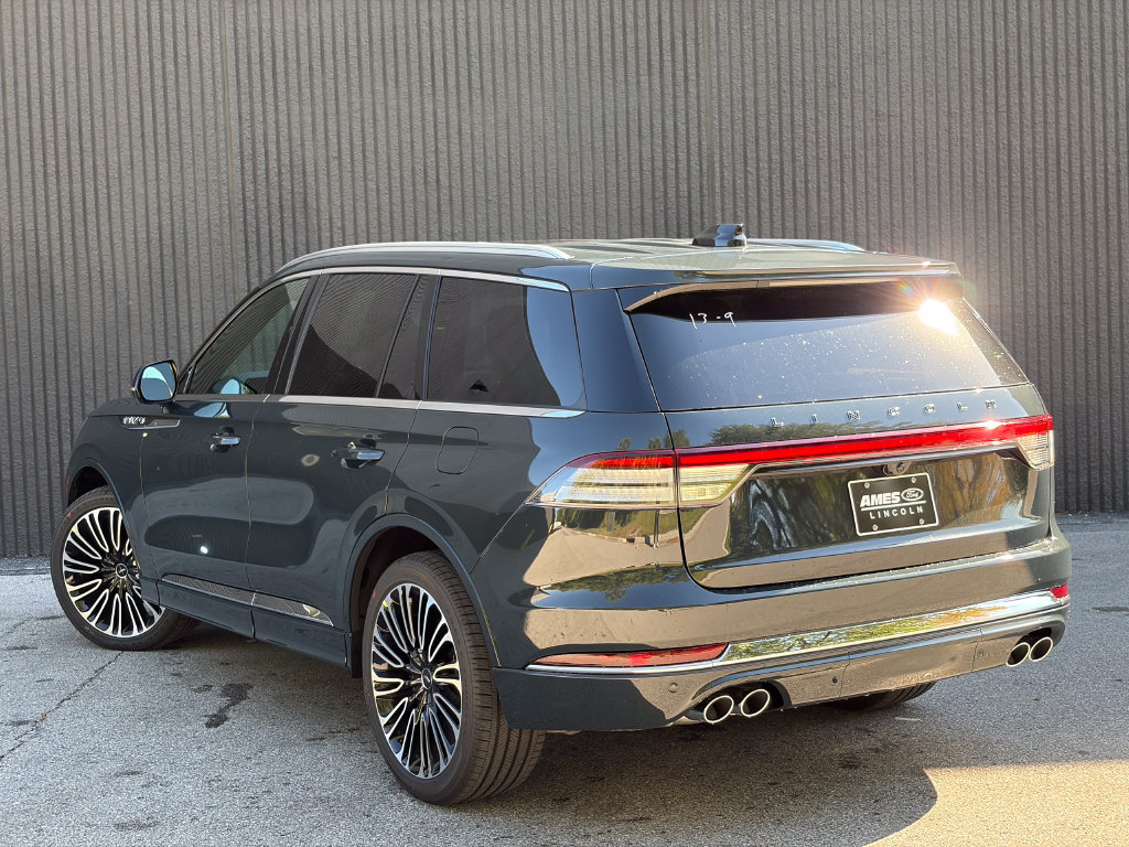 New 2027 Lincoln Aviator Black Label AWD/4WD image 5