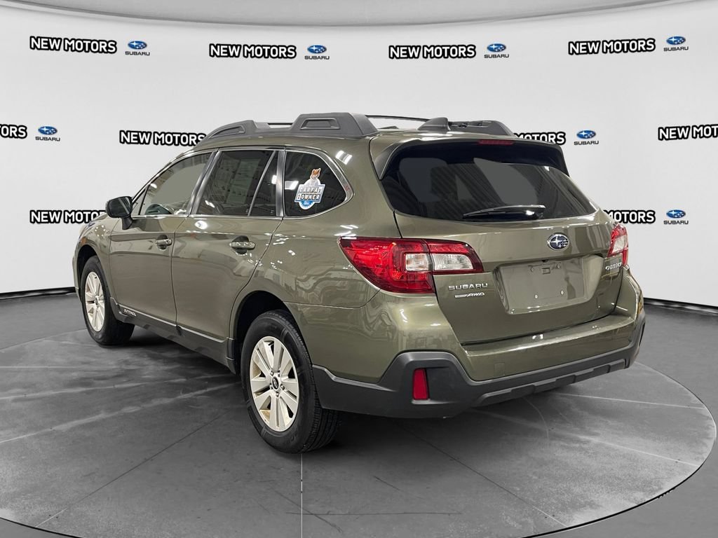 Used 2019 Subaru Outback 2.5i Premium AWD/4WD image 3