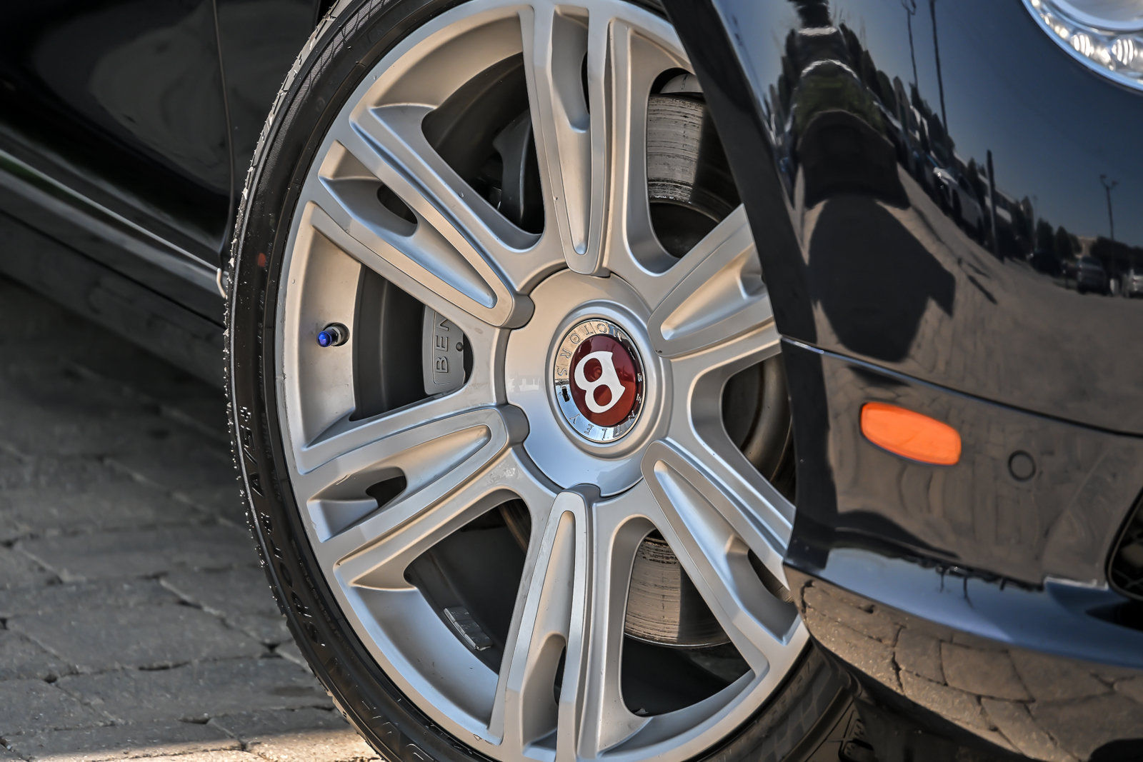 Used 2013 Bentley Continental GT AWD/4WD image 3