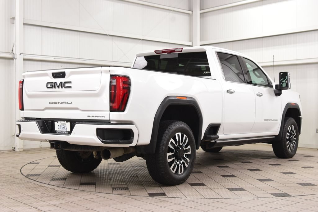 Used 2025 GMC Sierra 2500 Denali Ultimate AWD/4WD image 8