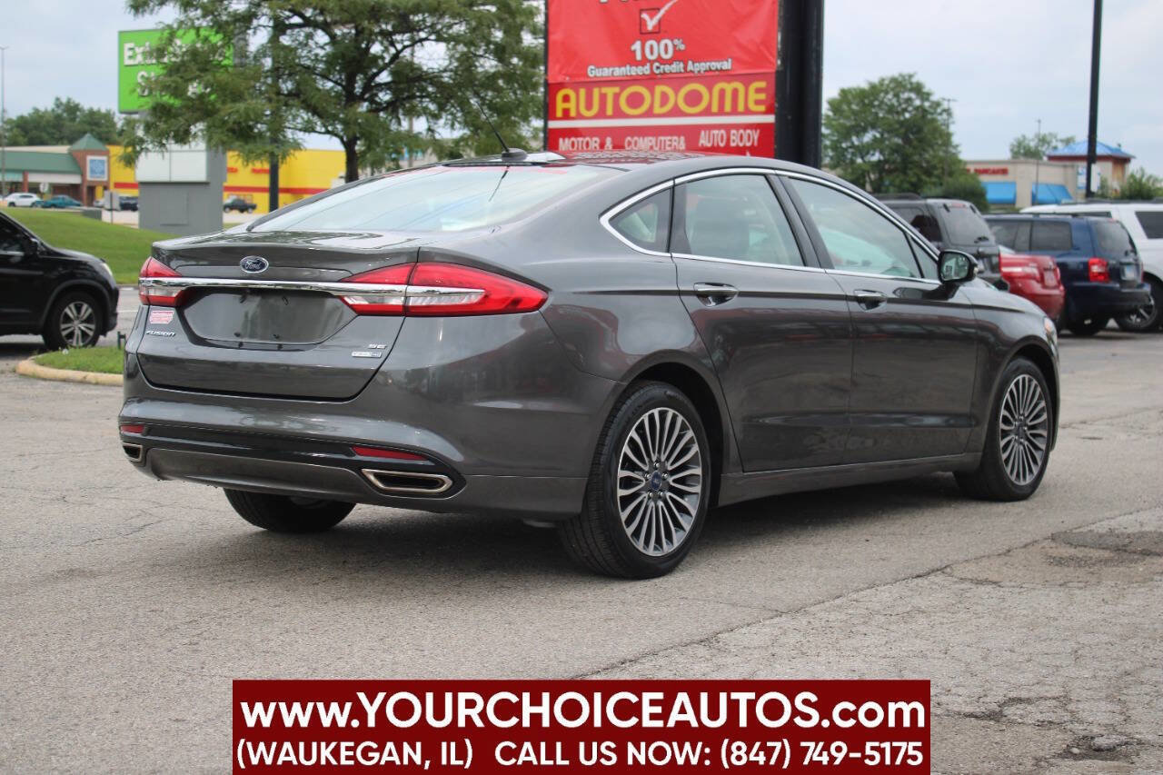 Used 2017 Ford Fusion SE AWD/4WD image 5