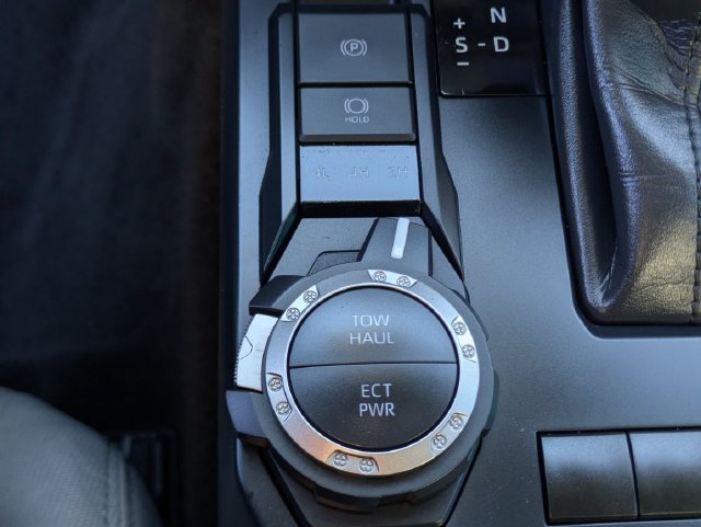 Used 2024 Toyota Tacoma SR5 AWD/4WD image 14
