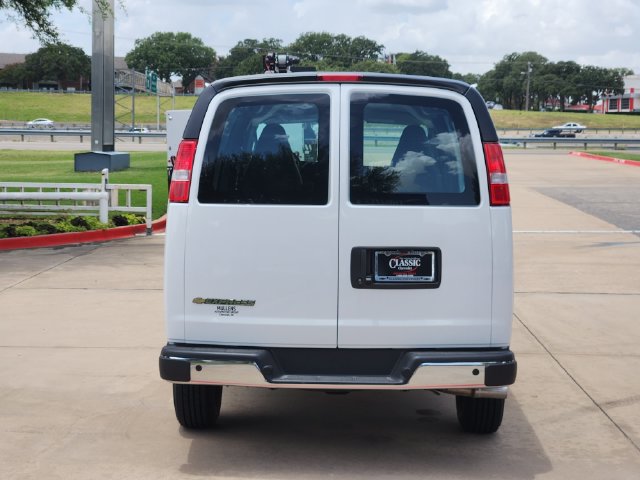 New 2026 Chevrolet Express 3500 w/ Driver Convenience Package RWD image 12