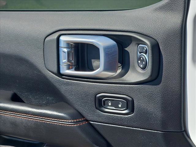 Used 2021 Jeep Gladiator Mojave AWD/4WD image 12
