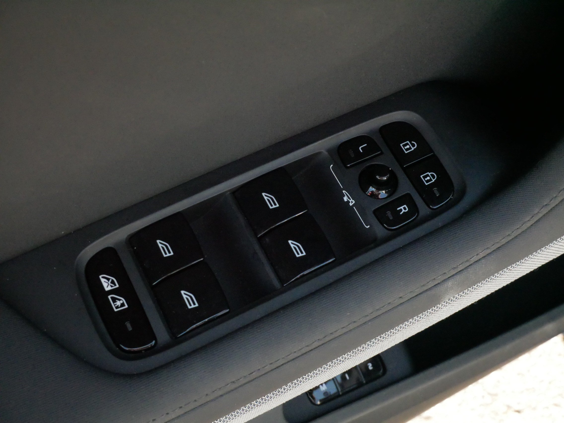 Used 2023 Polestar Polestar 2 AWD/4WD image 19