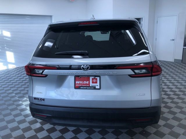 Certified 2025 Toyota Grand Highlander AWD image 13