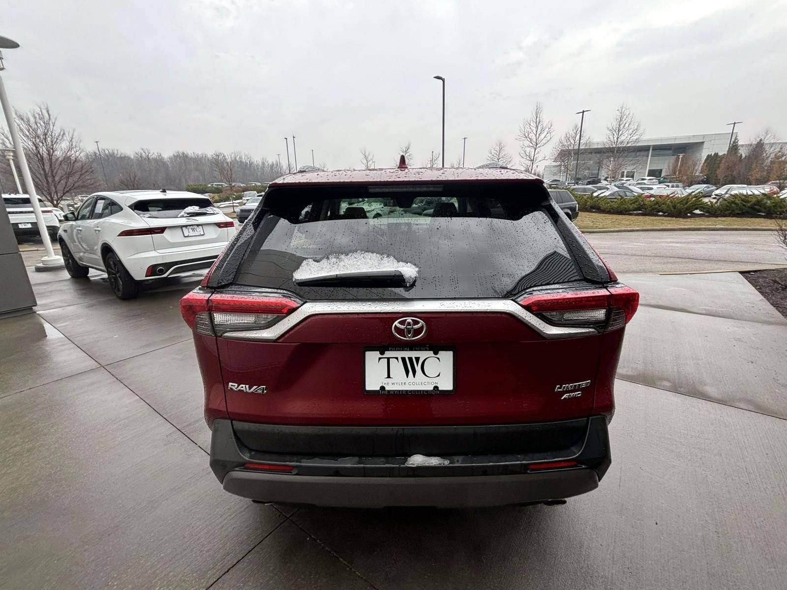 Used 2019 Toyota RAV4 Limited w/ Advanced Technology Package image 6