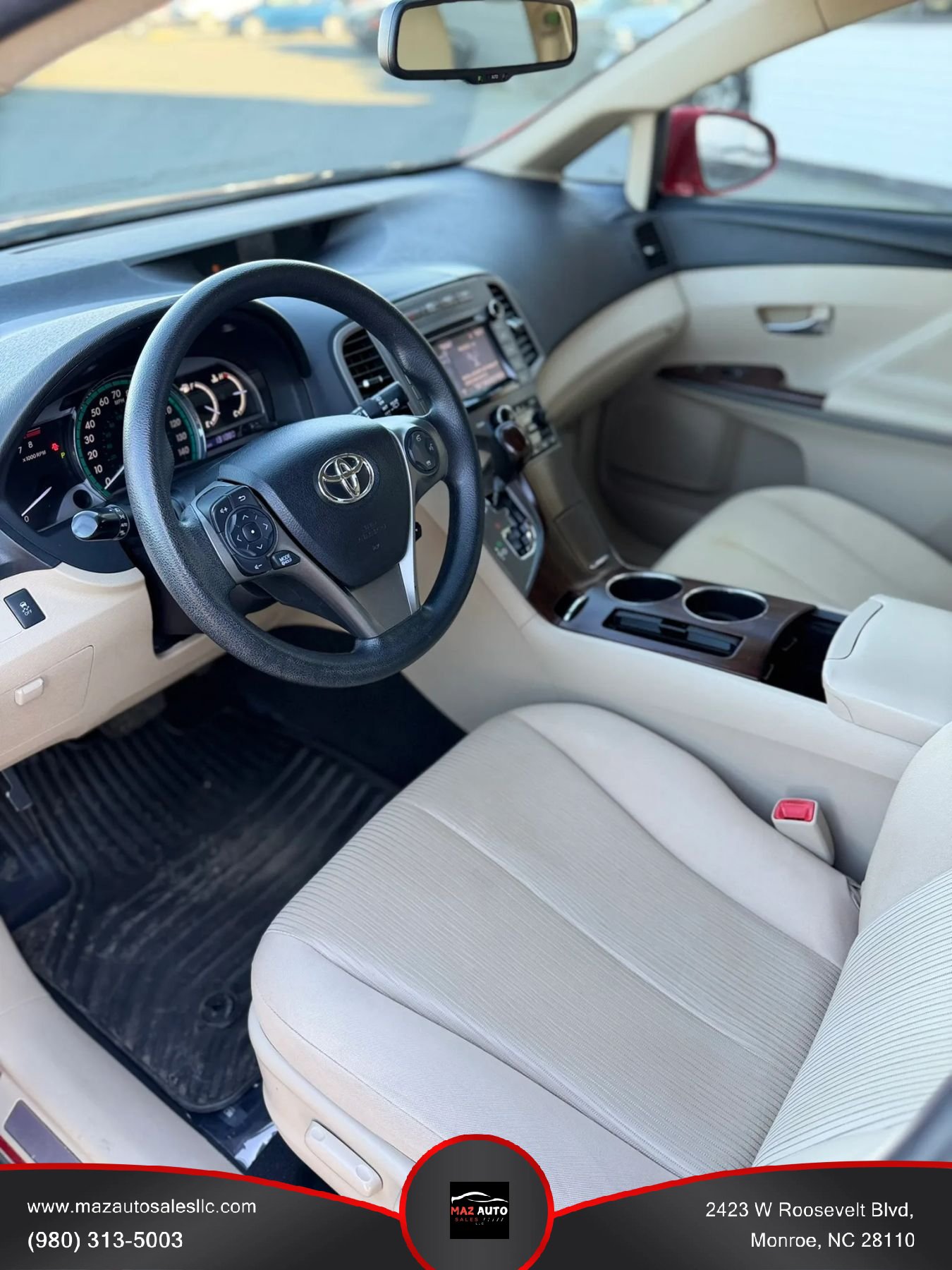 Used 2015 Toyota Venza LE AWD/4WD image 12