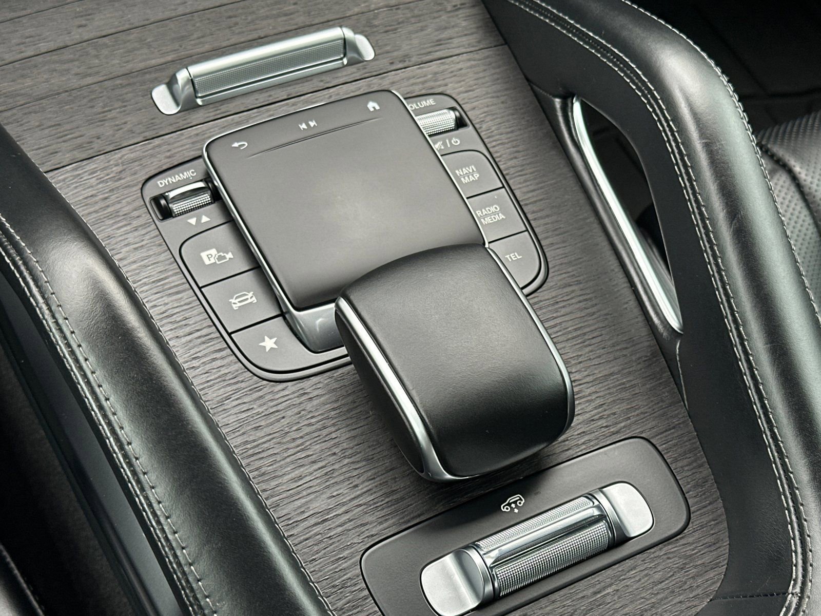 Certified 2021 Mercedes-Benz GLE 580 4MATIC image 21