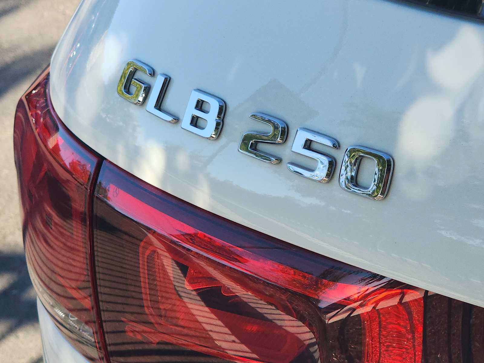 Used 2020 Mercedes-Benz GLB 250 image 22