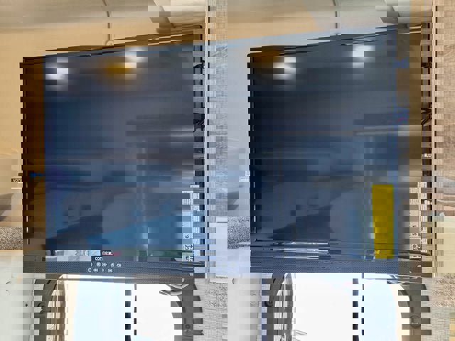 Used 2022 Mercedes-Benz Sprinter 3500 image 42