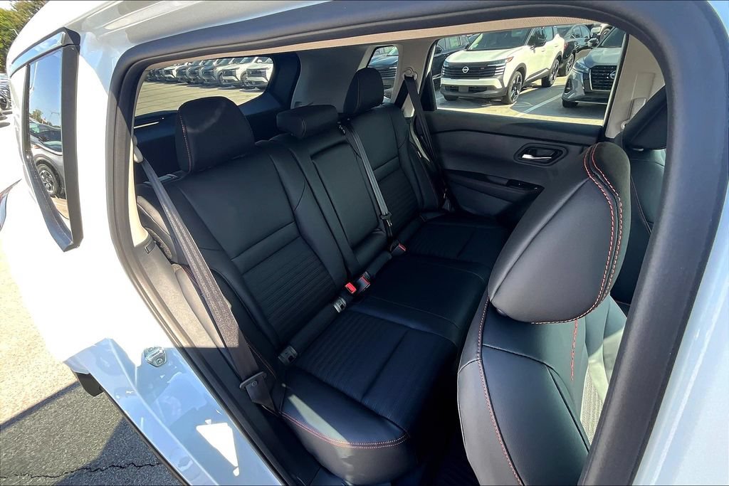 New 2026 Nissan Rogue SV AWD/4WD image 13