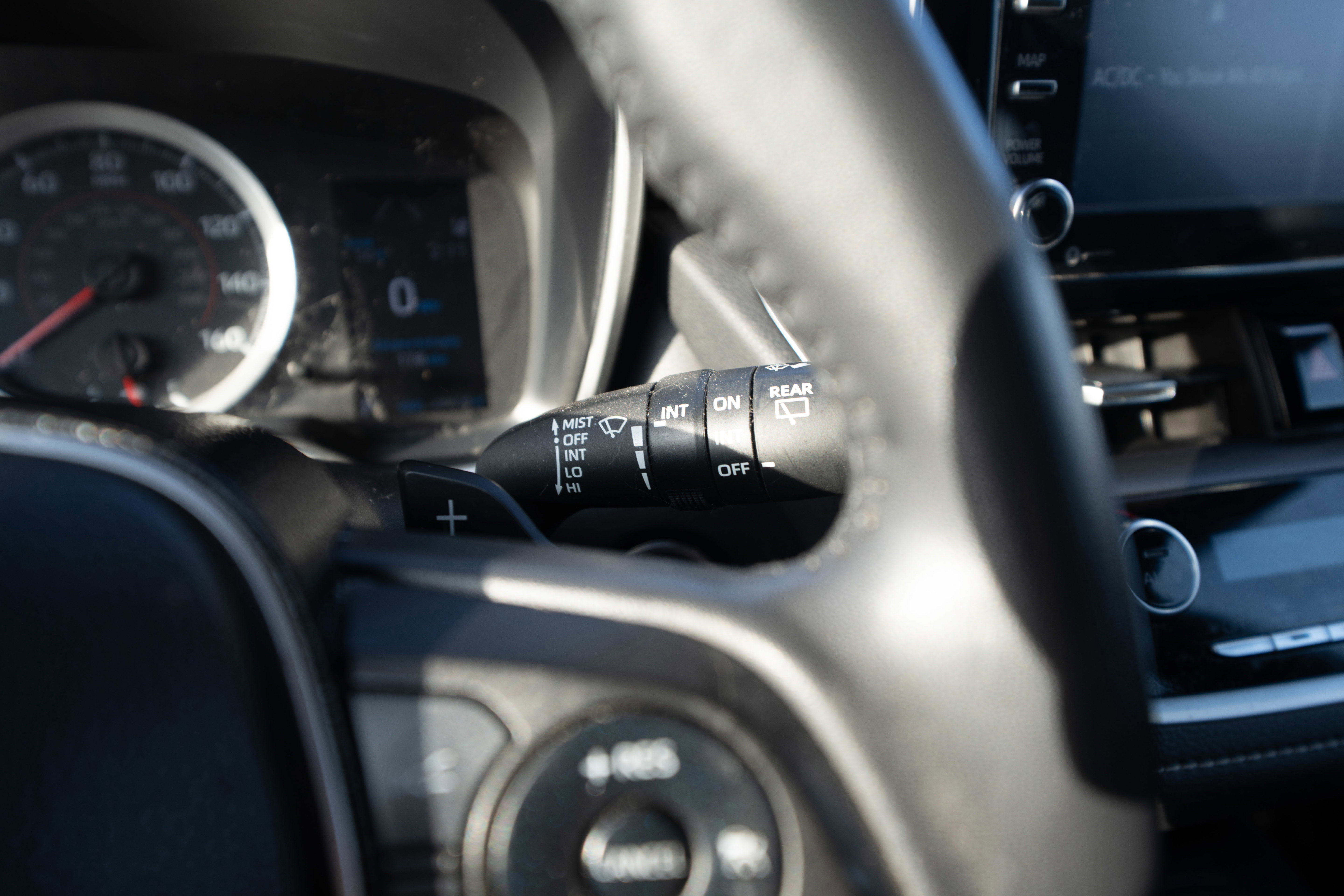 Used 2021 Toyota Corolla SE image 14