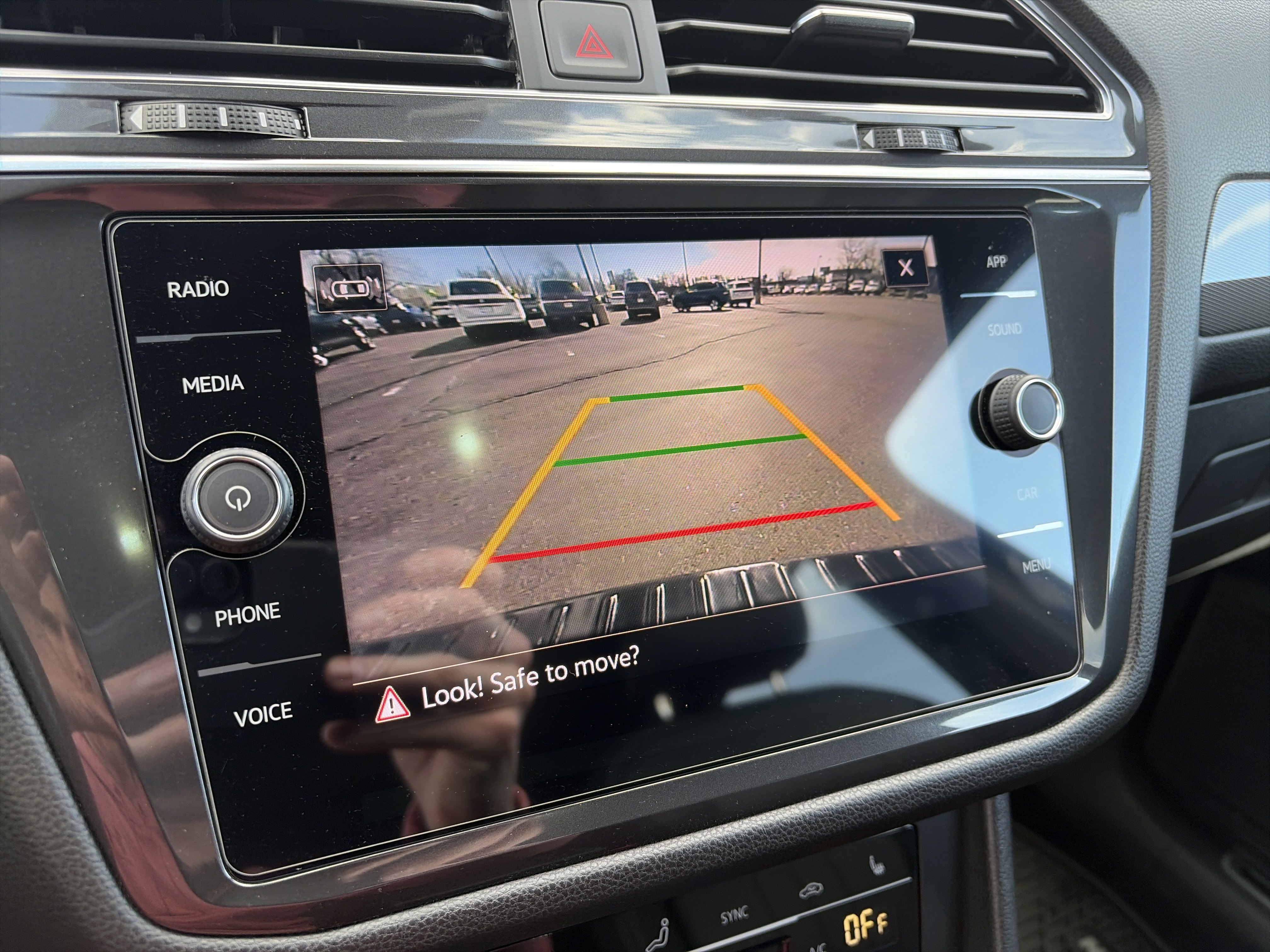 Certified 2023 Volkswagen Tiguan SE R-Line image 19