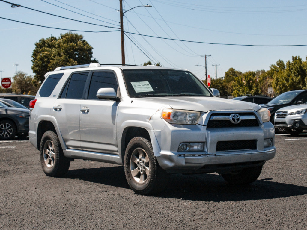 Used 2011 Toyota 4Runner SR5 w/ Premium Pkg w/Leather AWD/4WD image 3