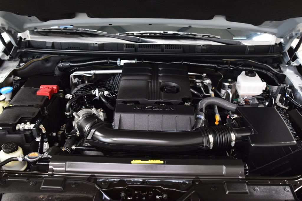 Used 2024 Nissan Frontier PRO-4X w/ Pro Premium Package AWD/4WD image 25
