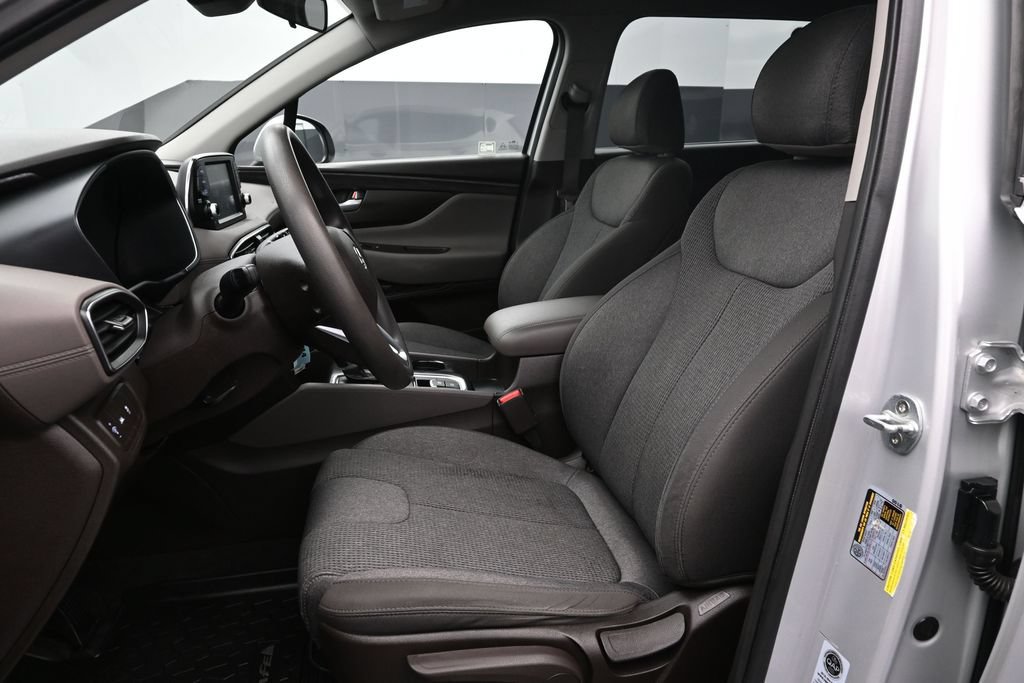 Used 2020 Hyundai Santa Fe SE FWD image 11