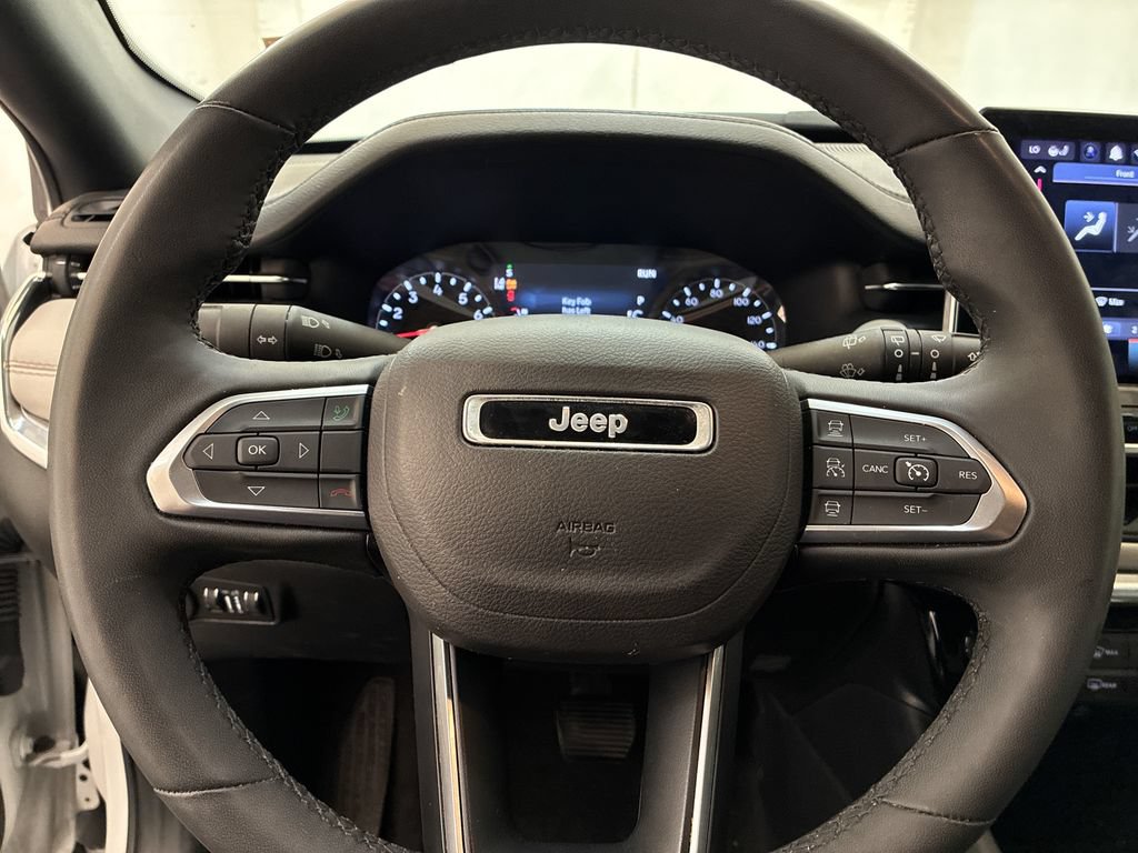 Used 2024 Jeep Compass Limited AWD/4WD image 14