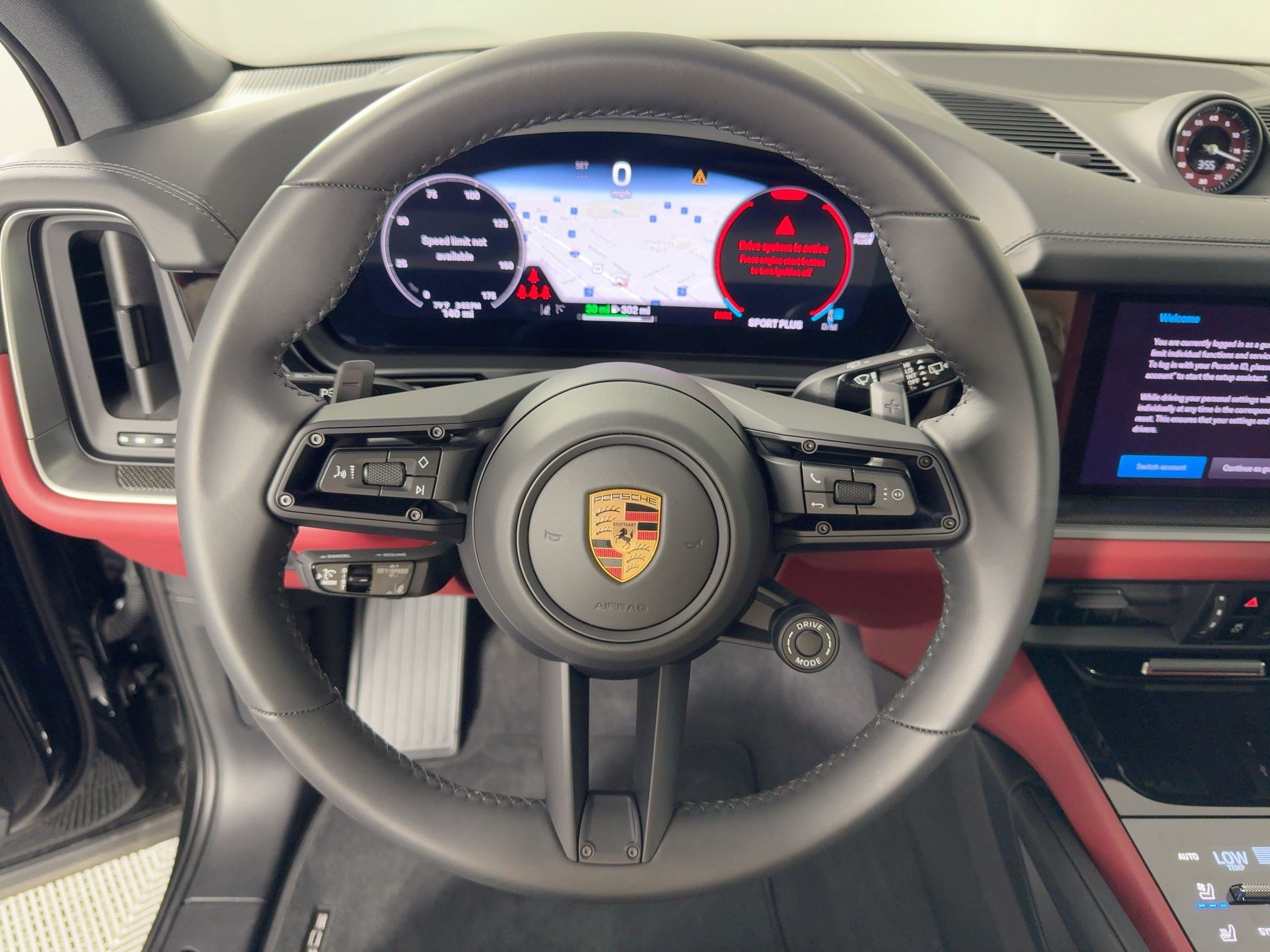 Certified 2025 Porsche Cayenne E-Hybrid AWD/4WD image 11