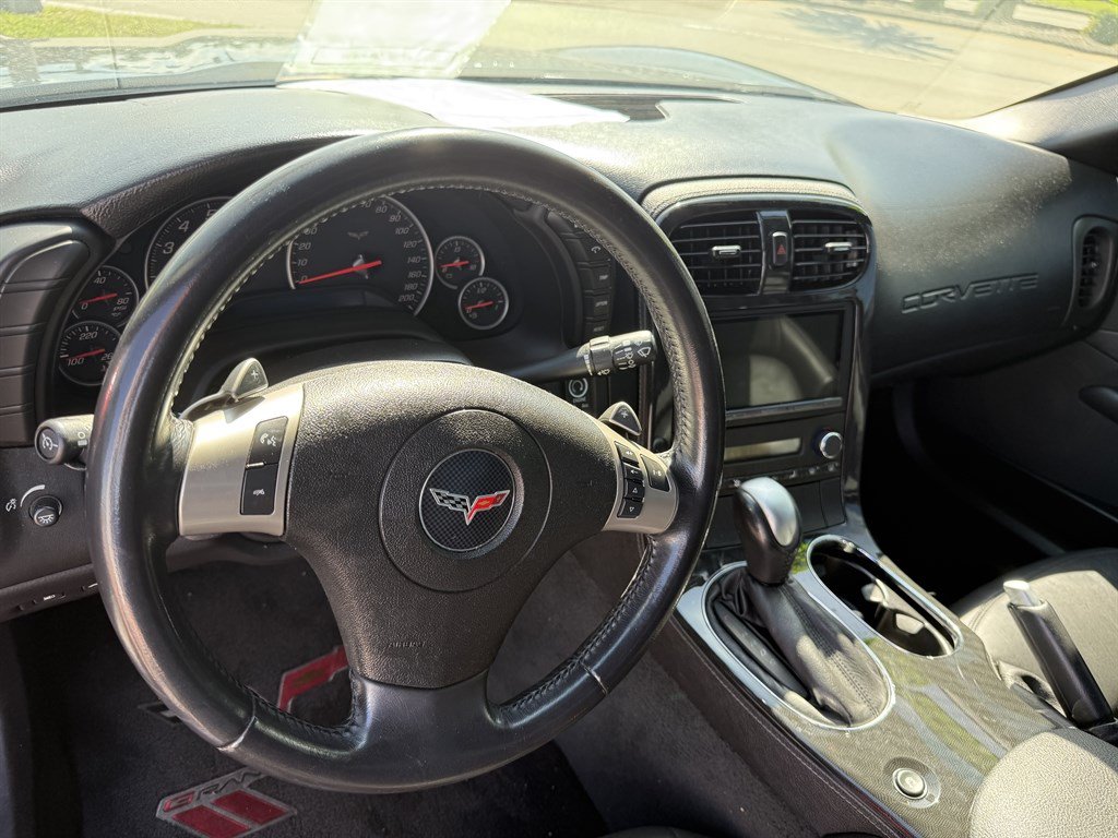 Used 2011 Chevrolet Corvette Convertible w/ Preferred Equipment Group RWD image 12