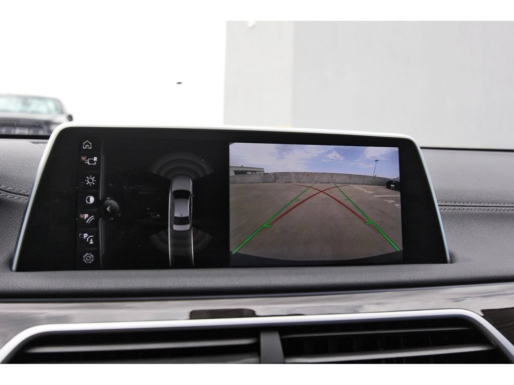 Used 2017 BMW 740i RWD image 22