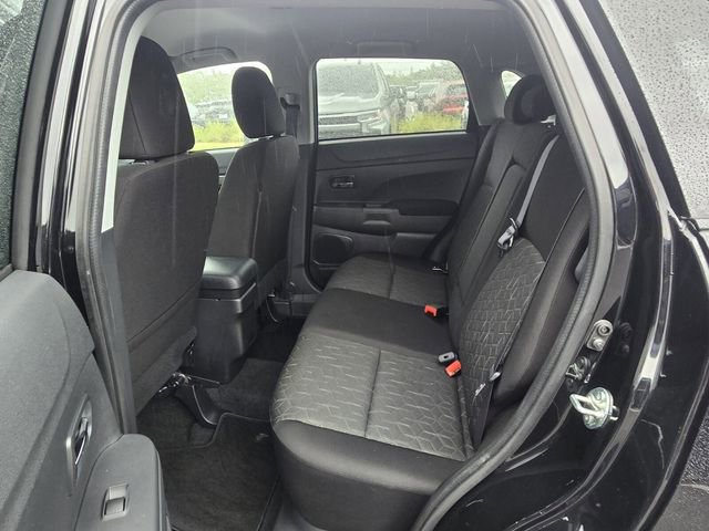 Used 2025 Mitsubishi Outlander Sport ES image 12