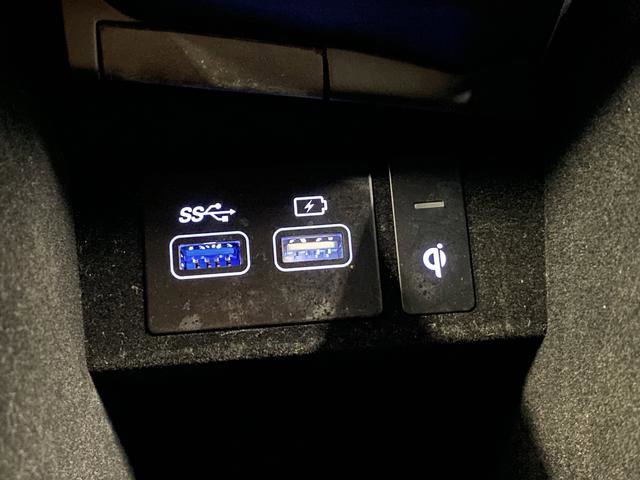 Used 2024 Genesis GV70 2.5T w/ Sport Prestige Package image 24