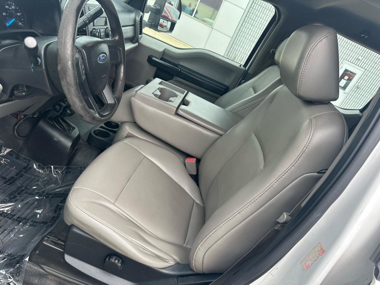 Used 2017 Ford F250 XL w/ XL Decor Group AWD/4WD image 22