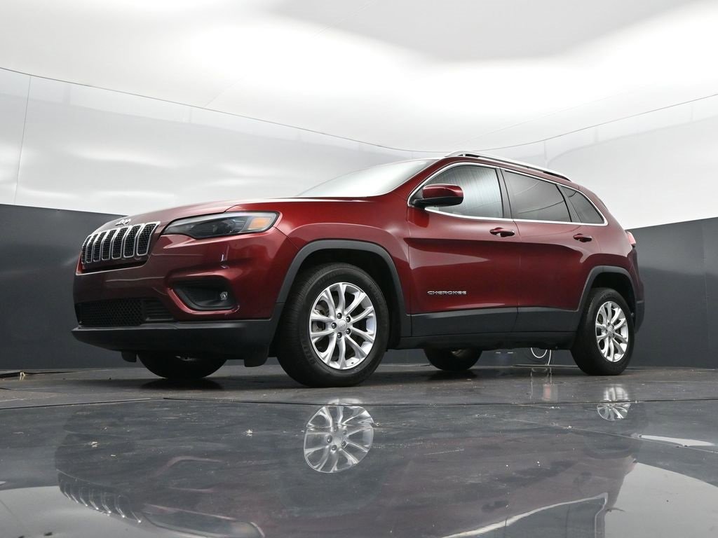 Used 2019 Jeep Cherokee Latitude w/ Popular Appearance Group image 39