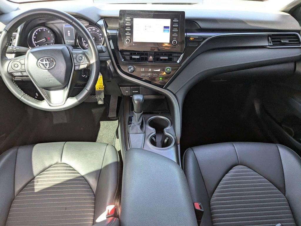 Used 2021 Toyota Camry SE image 14