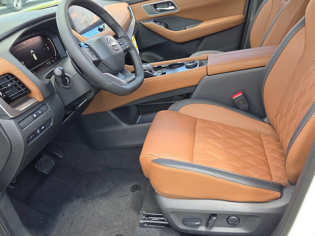New 2026 Nissan Rogue Platinum AWD/4WD image 4