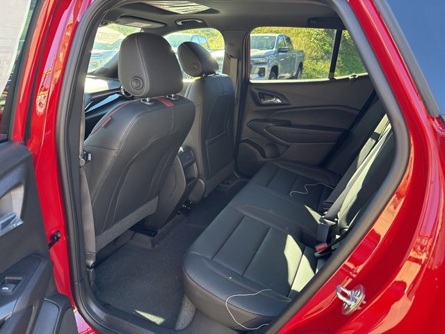 New 2026 Chevrolet Trax RS w/ Sunroof Package image 18