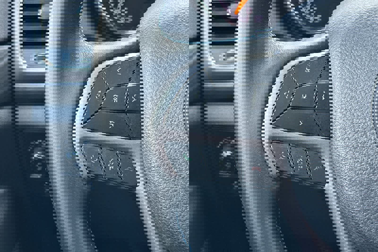 Used 2019 Jeep Grand Cherokee Laredo image 26