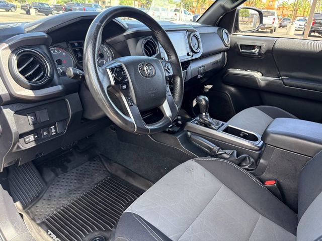 Used 2023 Toyota Tacoma TRD Off-Road AWD/4WD image 18